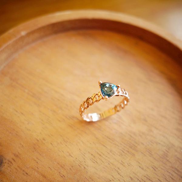 AN-Z JEWELRY - 14K Triangle London Blue Topaz Ring