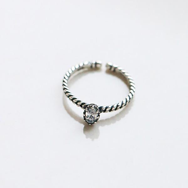 4XTYLE - Oval Slim Line Ring - Silver