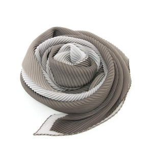 BENE - Pleated Scarf